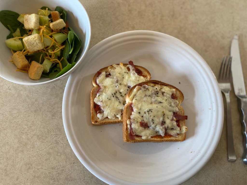 pizza toast lunch