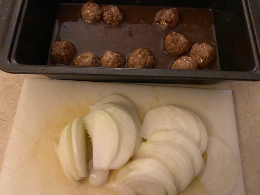meatballs and onions