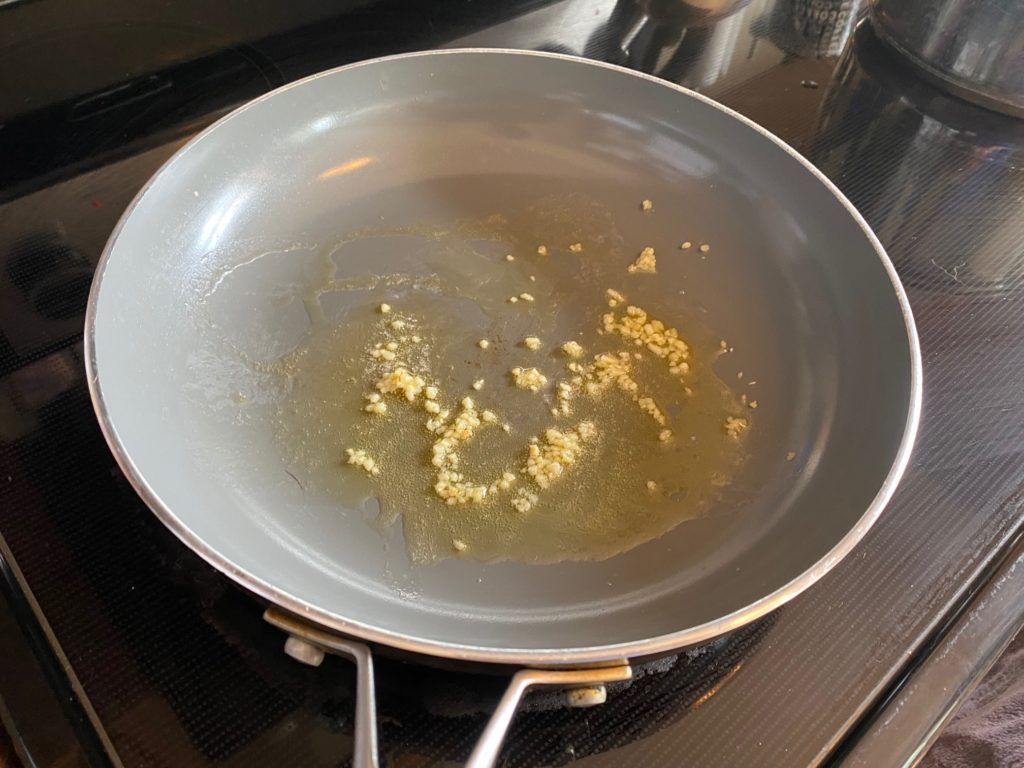cooking garlic